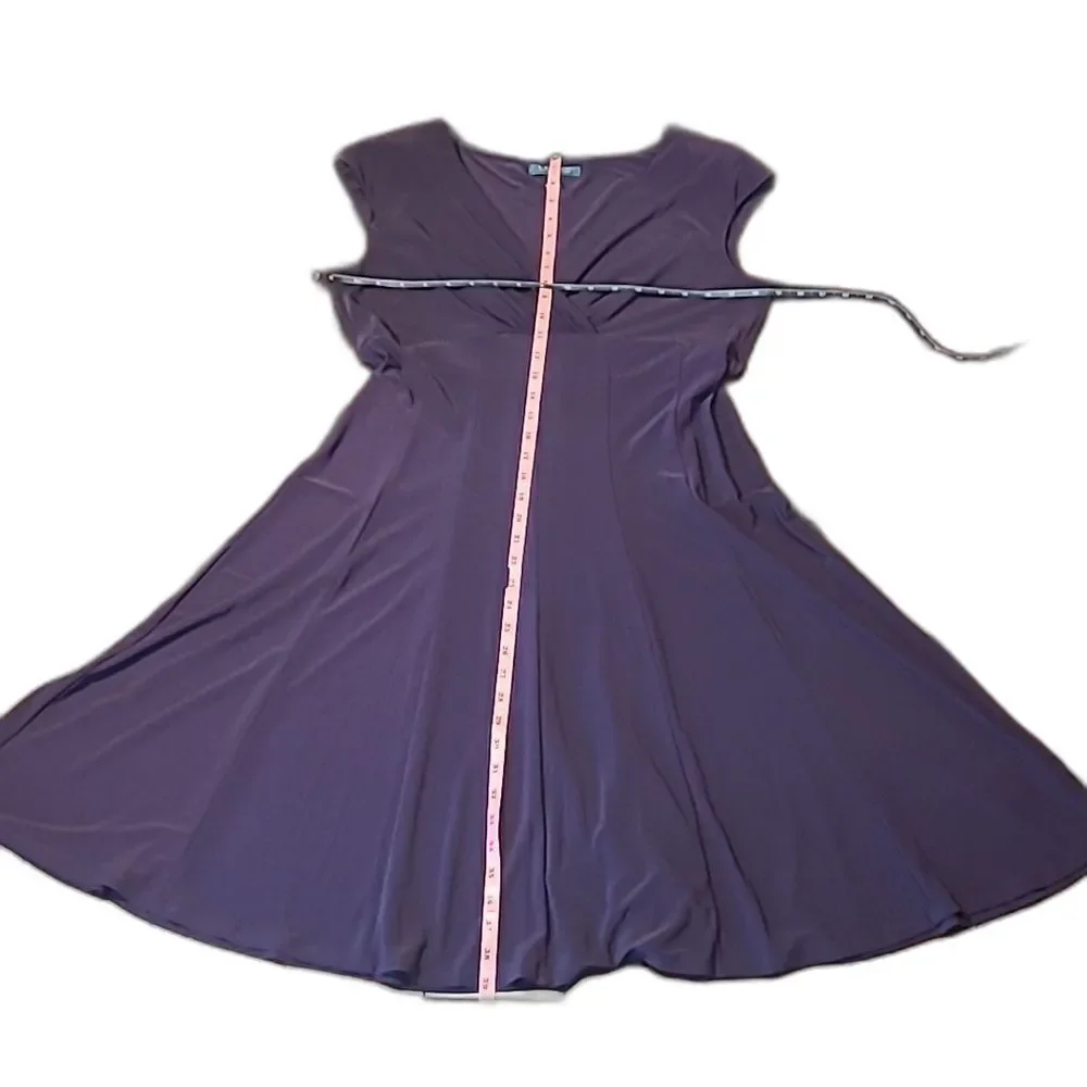 Ralph Lauren Cocktail A-Line Swing Dress Plunge V-Neck Knee Length Short Sleeve